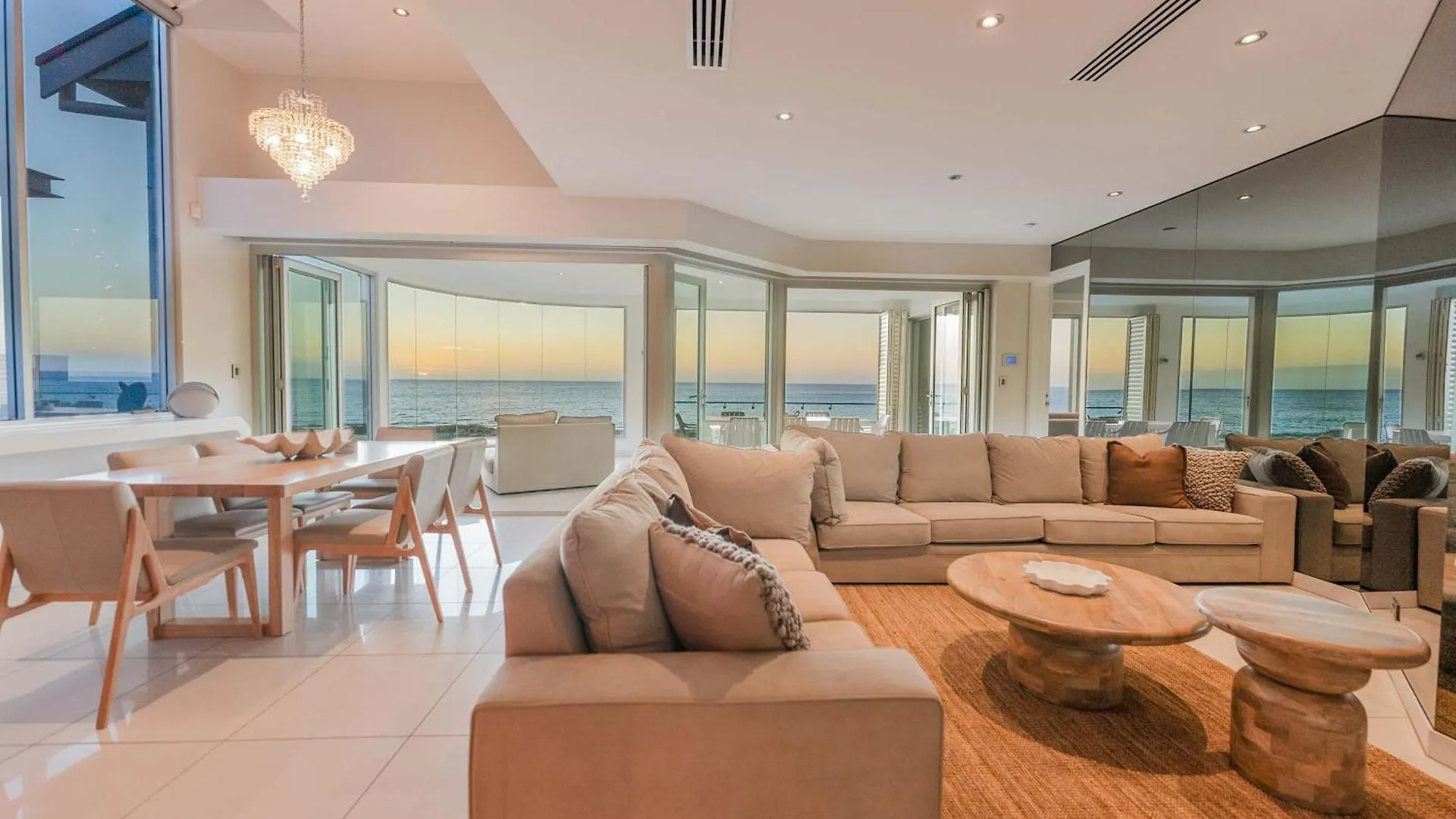 Holiday home Ocean View Villa With Pool Spa & Cinema Brighton Australia
