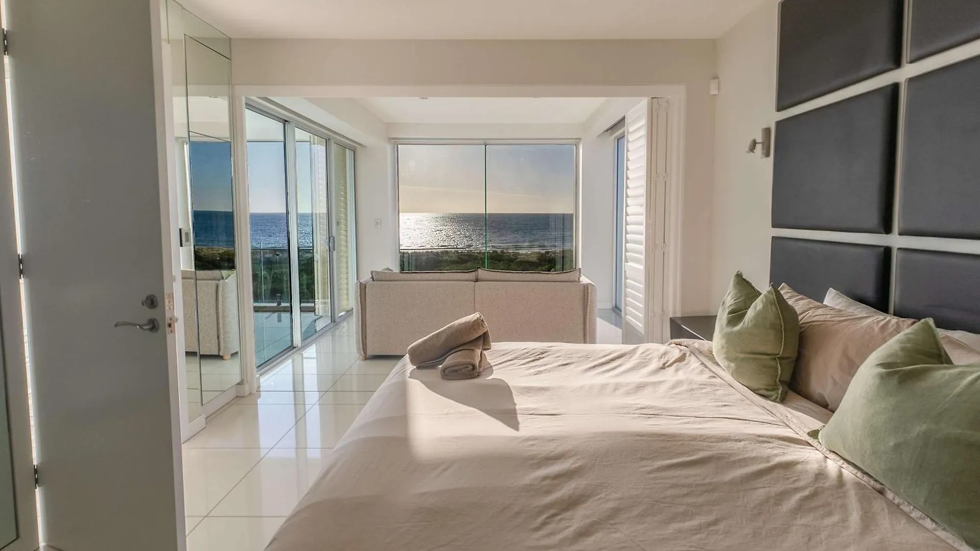 Ocean View Villa With Pool Spa & Cinema location